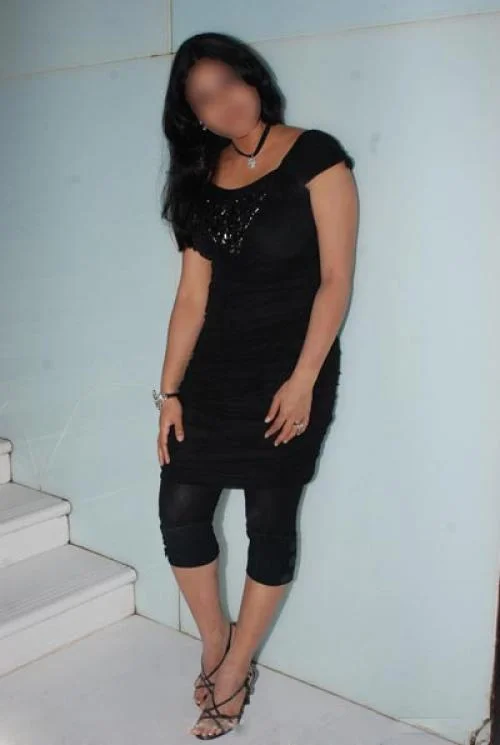 Call Girls Richmond Town